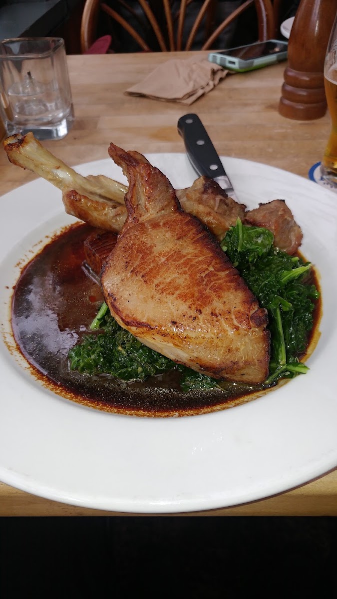 10 Acres BistroPhoto 6