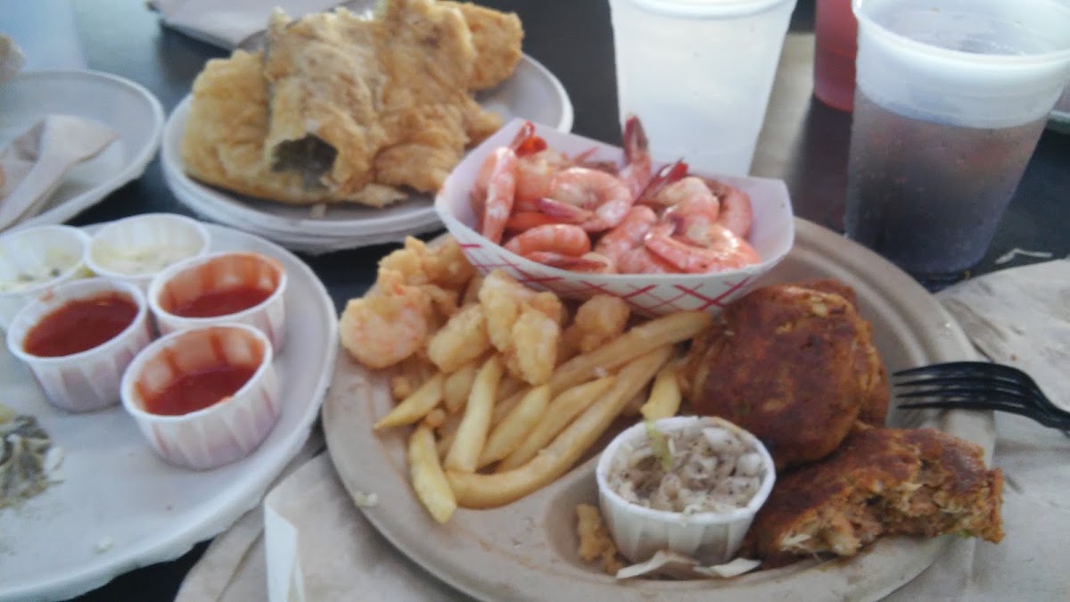 Bowens Island RestaurantPhoto 6